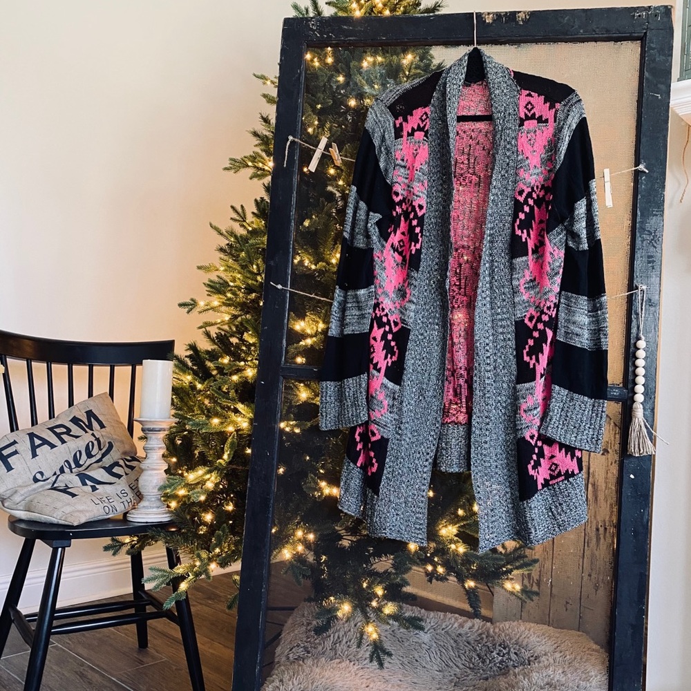 Derek Heart Plus Sweater Cardigan